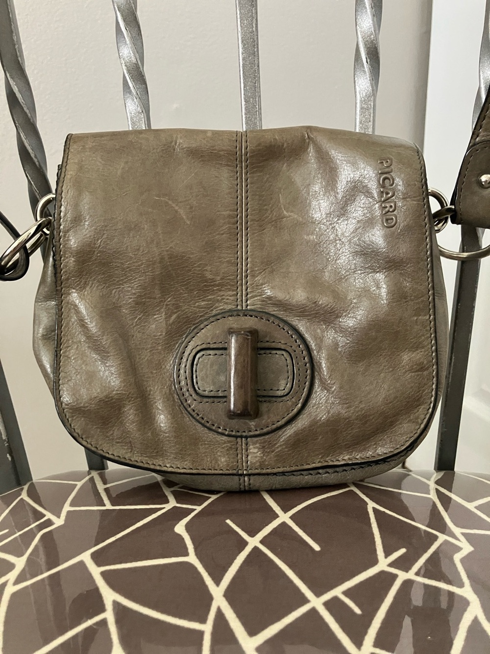 Vintage PICARD Small olive green leather crossbody bag
